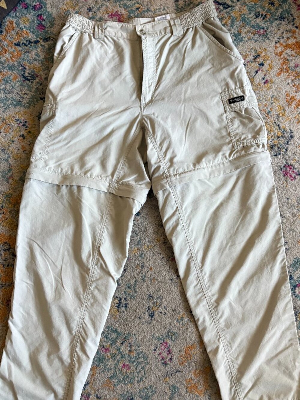 Columbia Women’s Beige Transformer Pants Shorts Cargo Outdoor Hiking Size L